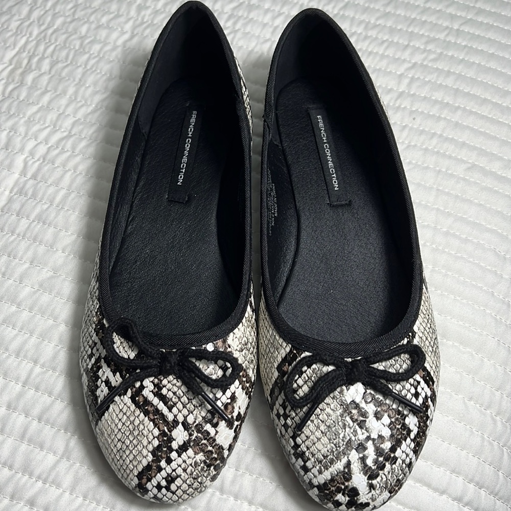 French Connection Snake Flats